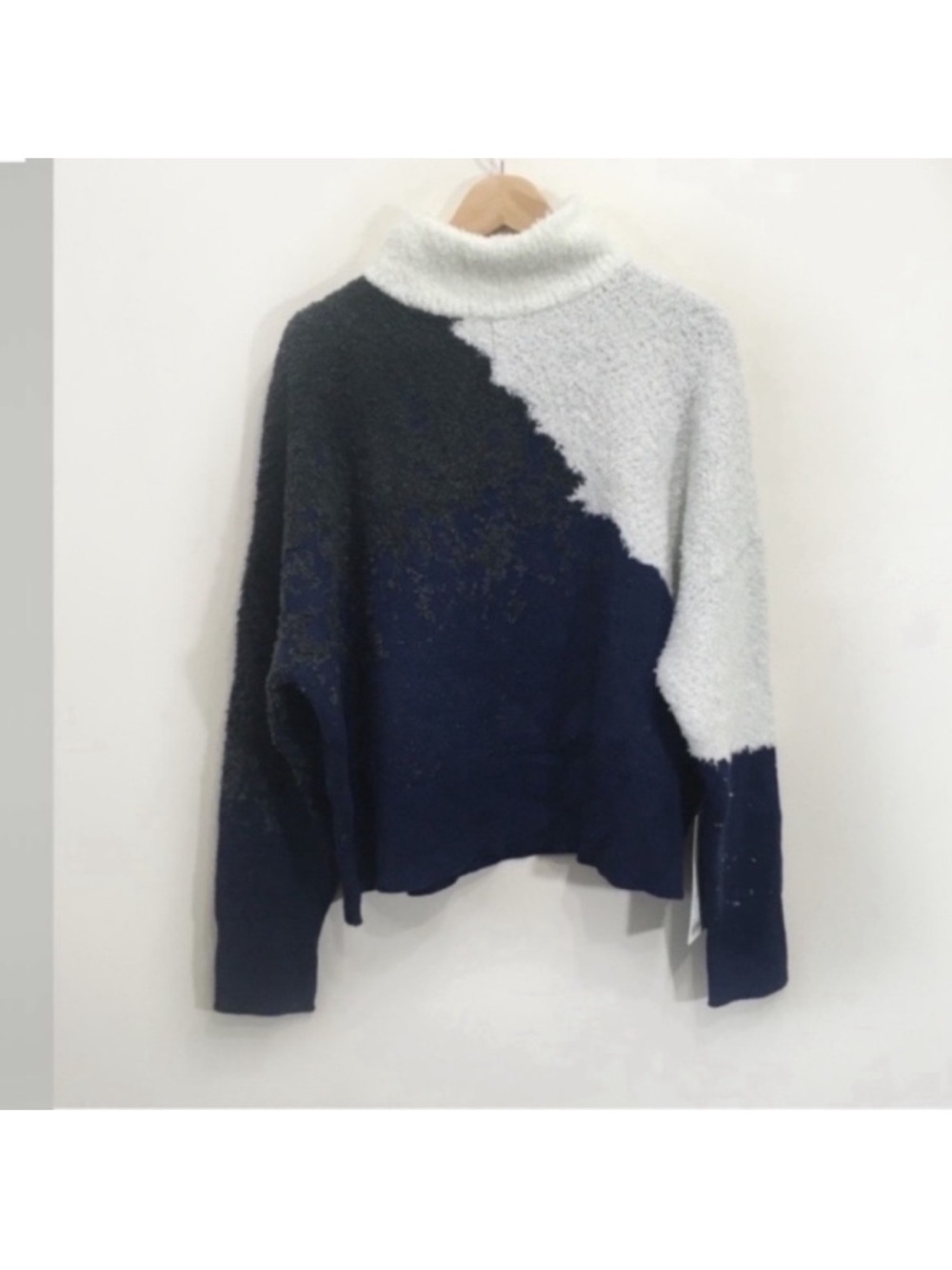 Lululemon Ombre Knit Textured Turtleneck Size 10 Sweater New Merino Wool
